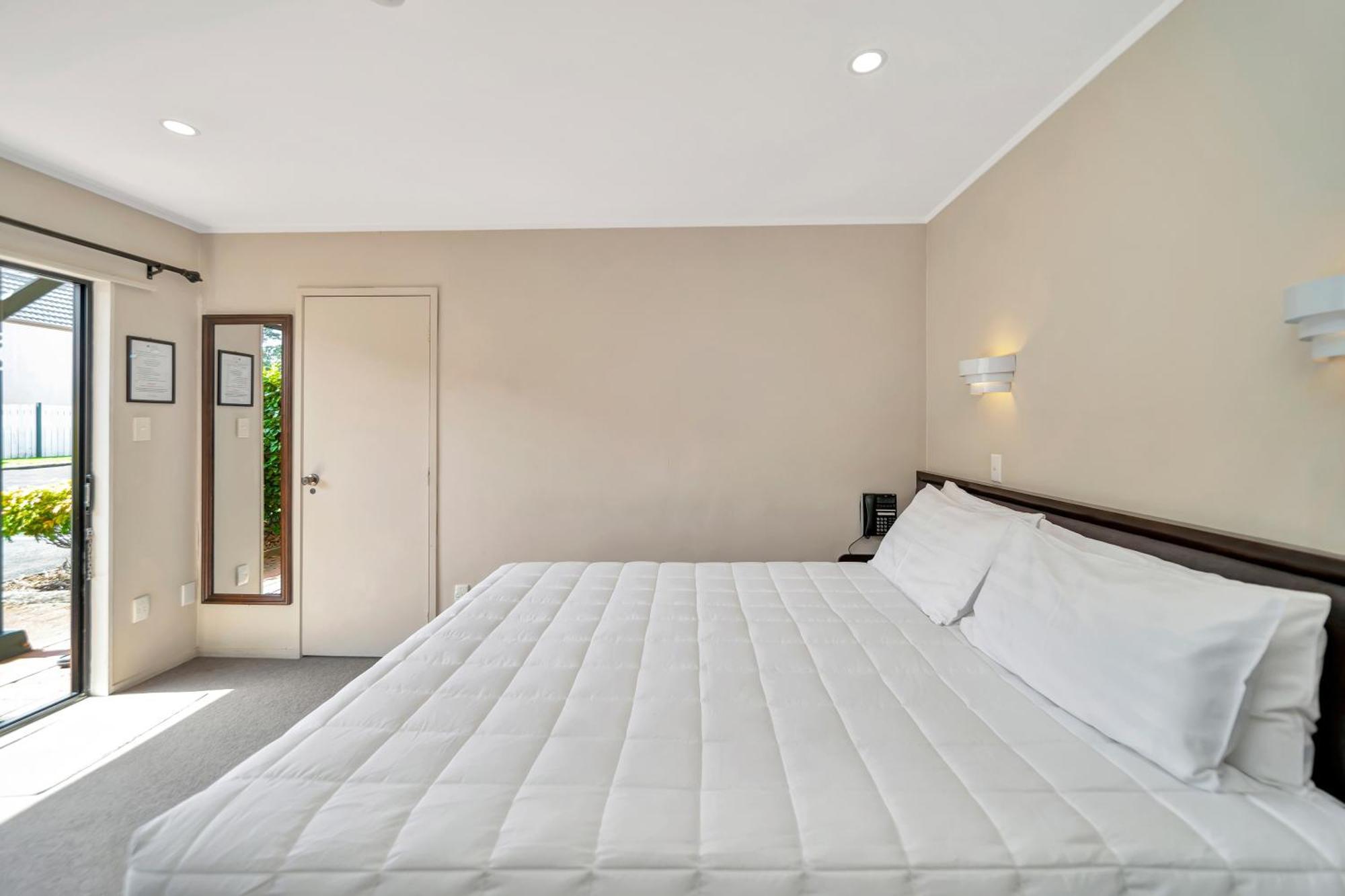 Tudor Court Motor Lodge Auckland Dış mekan fotoğraf