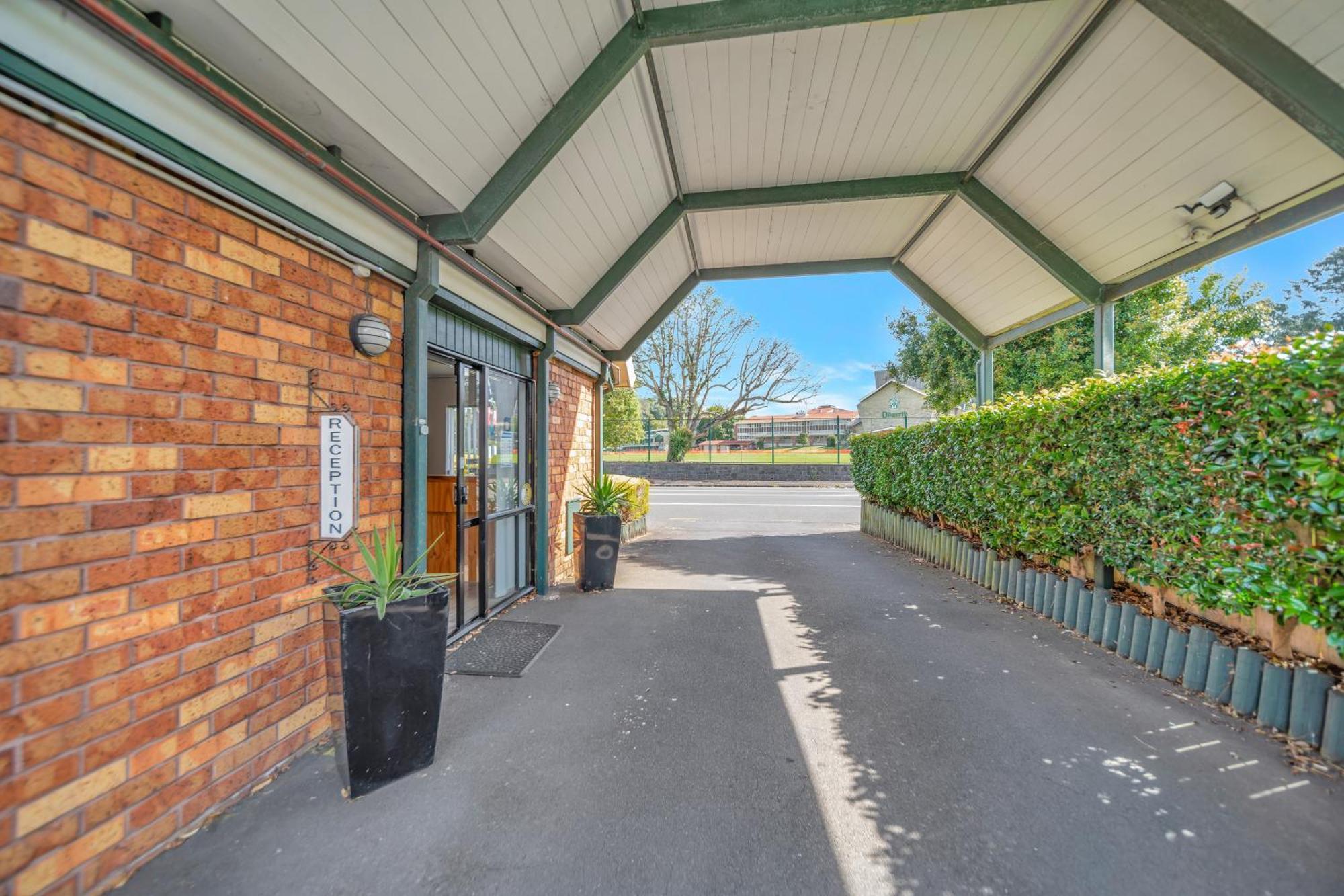 Tudor Court Motor Lodge Auckland Dış mekan fotoğraf