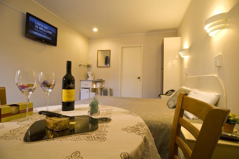 Tudor Court Motor Lodge Auckland Dış mekan fotoğraf